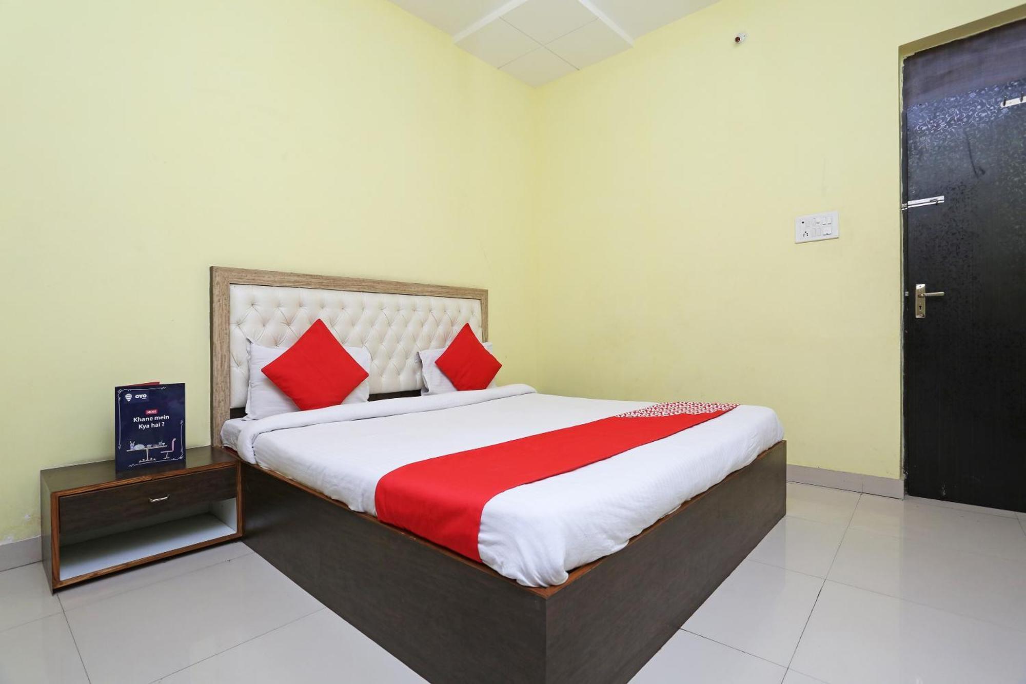 Collection O Hotel Pearl Rāipur Extérieur photo