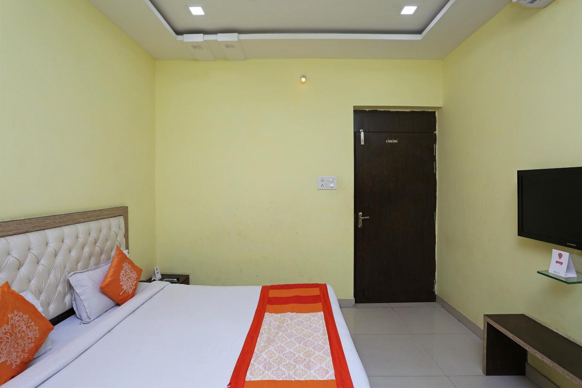 Collection O Hotel Pearl Rāipur Extérieur photo